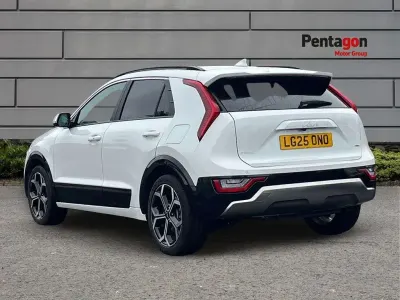 Gebraucht Kia Niro 127 PS (93 kW) 2025 Weiß SUV
