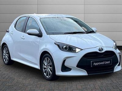 White Used 2023 Toyota Yaris Hybrid Hatchback | £17,295 (Good price)