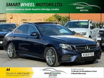 Used Mercedes E400 AMG line 340 HP (250 kW) 2019 Blue Sedan