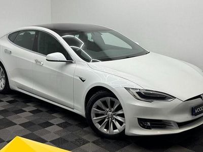 Used Tesla Model S 231 kW (315 HP) 2017 White Hatchback