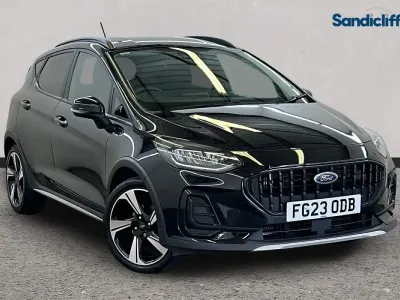 Begagnad Ford Fiesta Active 125 HK (91 kW) 2023 Svart Halvkombi