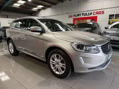 Usado Volvo XC60 SE Lux 190 HP (139 kW) 2016 Dourado SUV