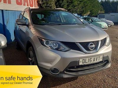 Used Nissan Qashqai N-TEC 110 HP (80 kW) 2015 Silver SUV