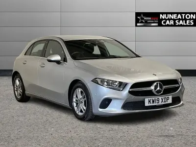 Usado Mercedes A180 Executive 116 HP (85 kW) 2019 Prateado Citadino