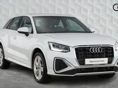 Used Audi Q2 S-Line 150 HP (110 kW) 2023 Glacier white SUV
