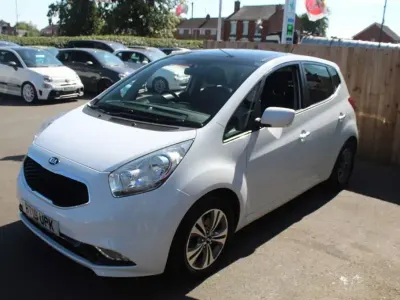 Used Kia Venga 114 HP (83 kW) 2018 White Hatchback