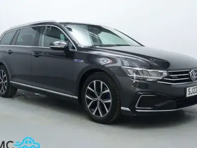 Used VW Passat GTE 218 HP (160 kW) 2022 Grey Estate
