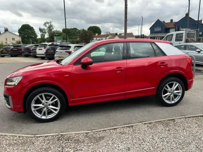 Second-hand Audi Q2 S-Line 150 CP (110 kW) 2018 Roșu SUV