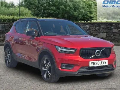 Usado Volvo XC40 R-Design 150 HP (110 kW) 2020 SUV