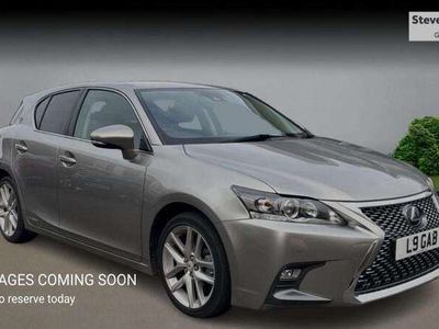 Lexus CT200h