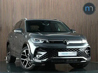 Used VW Tiguan R-line 150 HP (110 kW) 2024 Grey SUV