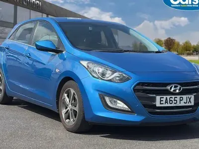 Used Hyundai i30 SE 110 HP (80 kW) 2015 Blue Hatchback