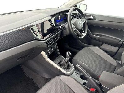 Used VW Polo Life 95 HP (69 kW) 2023 White Hatchback
