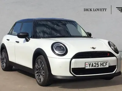 Used Mini Cooper S Hatch 201 HP (147 kW) 2025 White Hatchback