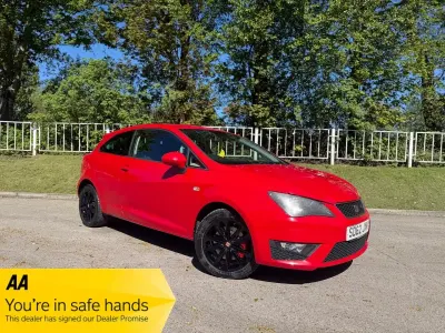 Usado Seat Ibiza FR 2012 Vermelho Citadino
