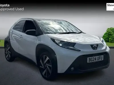 Used Toyota Aygo X 72 HP (52 kW) 2024 White SUV