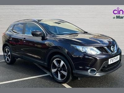 Black Used 2017 Nissan Qashqai N-Vision SUV | £10,981 (Fair price)
