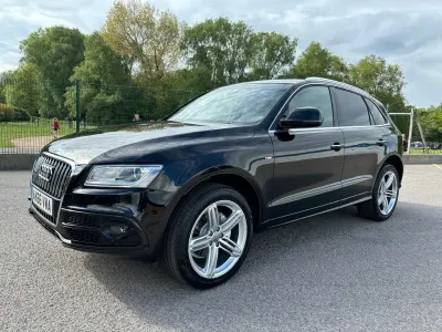 Begagnad Audi Q5 S-line plus 2016 Svart SUV