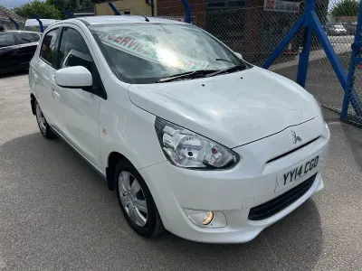 Used Mitsubishi Mirage 2014 White Hatchback