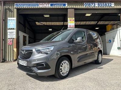 Grey Used 2020 Vauxhall Combo Sportive MPV | £12,495 (Fair price)