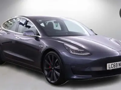 Usado Tesla Model 3 Performance 461 kW (627 CV) 2019 Gris Berlina
