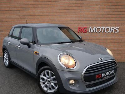Used Mini Cooper Hatch 134 HP (98 kW) 2017 Grey Hatchback