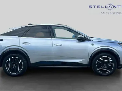 Used Peugeot e-3008 GT 152 kW (207 HP) 2025 Grey SUV