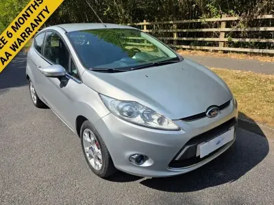Used Ford Fiesta Zetec 94 HP (69 kW) 2012 Silver Hatchback