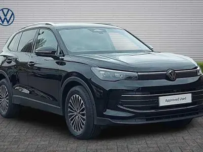 Nouă VW Tiguan Match 150 CP (110 kW) 2026 Negru SUV