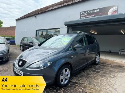 Begagnad Seat Altea Reference 102 HK (75 kW) 2007 Grå Minibuss