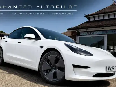 Used Tesla Model 3 RWD 208 kW (283 HP) 2023 White Sedan