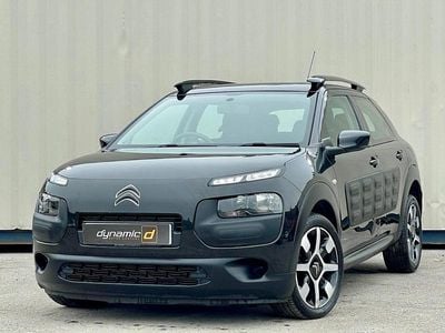 Usado Citroën C4 Cactus Feel 100 HP (73 kW) 2016 Preto Citadino