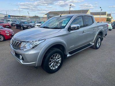 Used Mitsubishi L200 Warrior 181 HP (133 kW) 2016 Silver Pickup