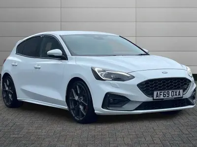 Used Ford Focus ST 280 HP (205 kW) 2019 White Hatchback