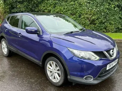 Used Nissan Qashqai Acenta Premium 115 HP (84 kW) 2014 Blue SUV