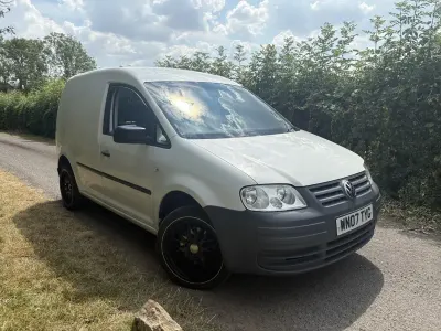 Used VW Caddy 104 HP (76 kW) 2007 White MPV