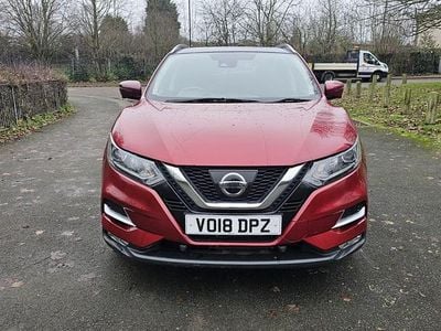 Used Nissan Qashqai N-Connecta 130 HP (95 kW) 2018 Red SUV