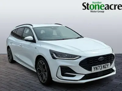 Used Ford Focus ST-Line X 2023 White Estate