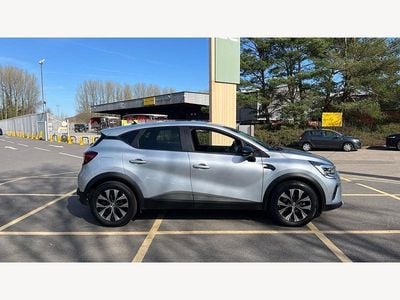 Used Renault Captur Evolution 142 HP (104 kW) 2023 Metallic  highland grey  SUV