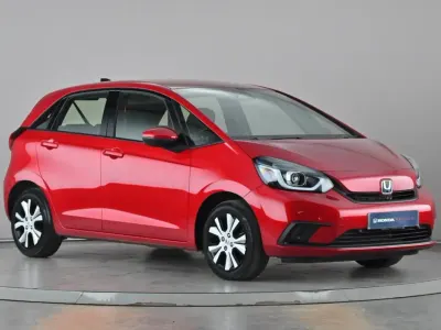Używany Honda Jazz Hybrid 109 KM (80 kW) 2023 Czerwony Hatchback