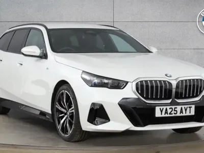 Used BMW 520 M Sport 205 HP (150 kW) 2025 White Estate