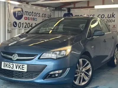 Used Vauxhall Astra SRi 116 HP (85 kW) 2015 Hatchback