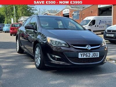 Used Vauxhall Astra Elite 165 HP (121 kW) 2012 Brown Hatchback