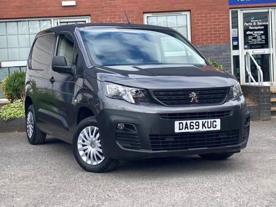 used Peugeot Partner 1.5 BLUEHDI 650 PROFESSIONAL STANDARD PANEL VAN SW DIESEL FROM 2019 FROM WOLVERHAMPTON (WV14 7DG) | SPOTICAR