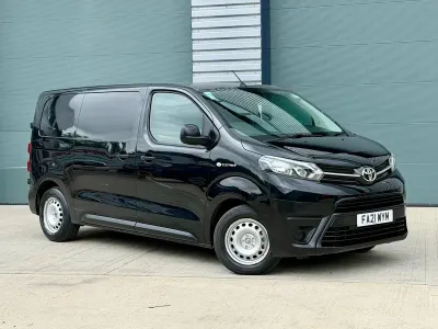 Used Toyota Proace 100 kW (136 HP) 2021 Black MPV