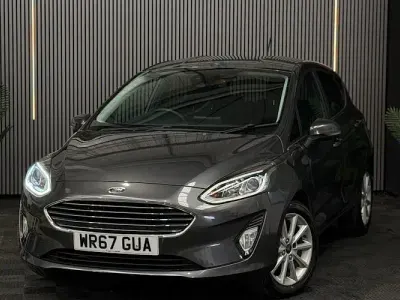 Used Ford Fiesta Titanium 101 HP (74 kW) 2017 Grey Hatchback