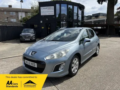 Używany Peugeot 308 Active 92 KM (67 kW) 2012 Niebieski Hatchback
