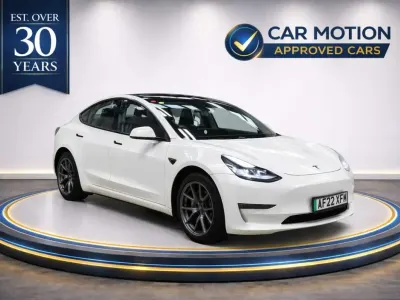 Używany Tesla Model 3 Long Range AWD 366 kW (498 KM) 2022 Biały Sedan/Limuzyna