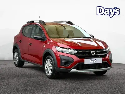 Używany Dacia Sandero Essentiel 90 KM (66 kW) 2022 Czerwony Hatchback
