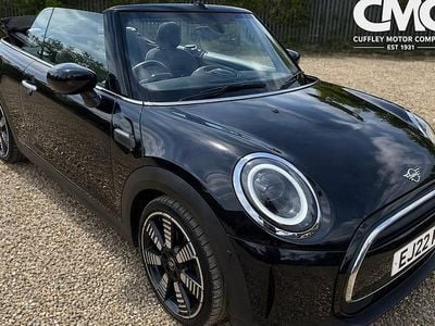 Begagnad Mini Cooper Exclusive 2022 Halvkombi